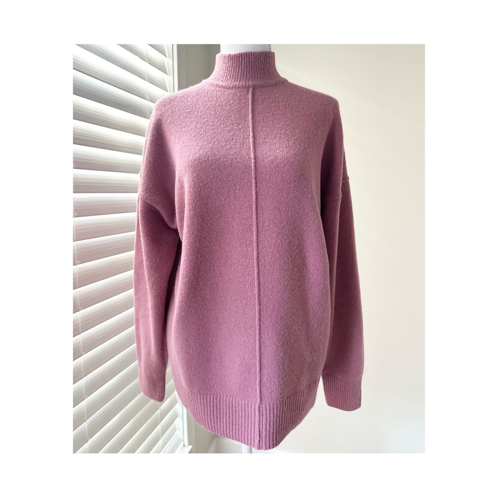 Simons Dusty Pink Turtleneck Sweater
